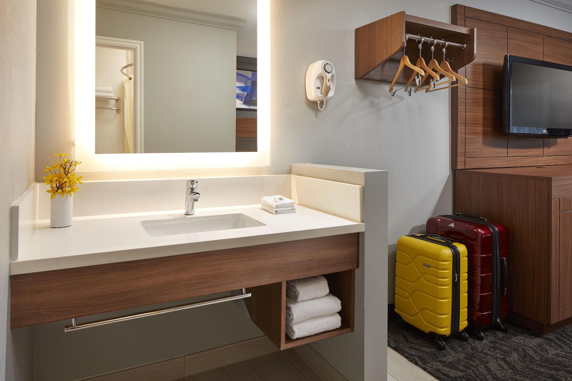 Studio Inn & Suites At Promenade Downey Exteriér fotografie